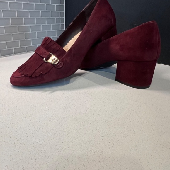 NEW Burgandy Suede Giani Bernini Size 10 Memory foam 2” heels never worn - Picture 10 of 16
